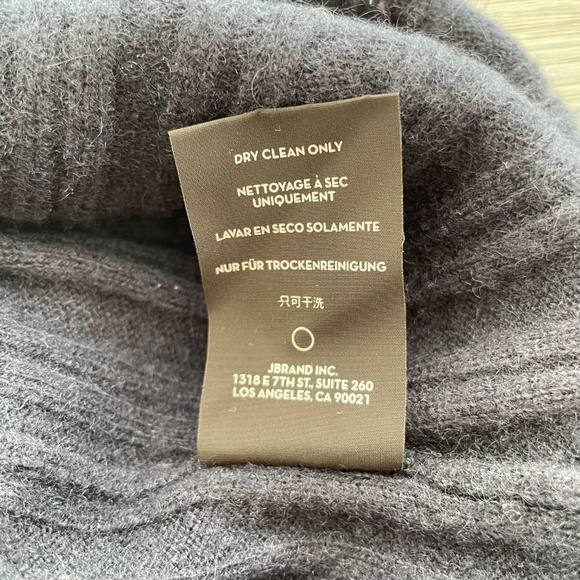 J BRAND Women’s Size Medium Navy Blue 100% Cashmere Long Line Mock Neck Sweater - Picture 5 of 6